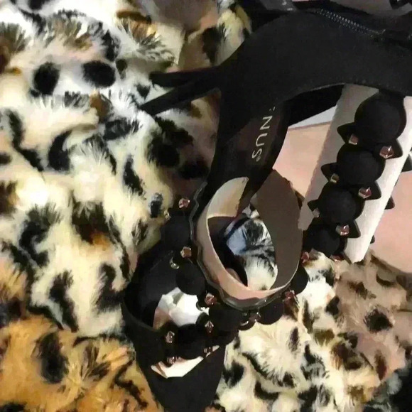 Venus strappy High heels - Picture 2 of 6